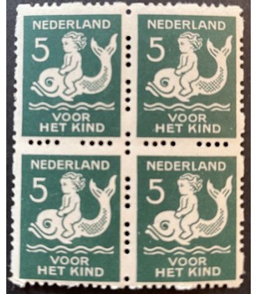 R83 Kinderzegel (xx) blok van vier
